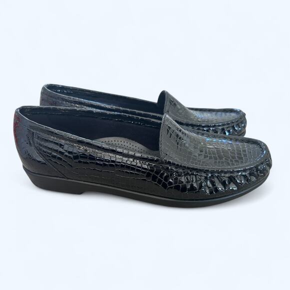 SAS Women's Simplify Everyday Loafer Black Croc Size 8 M Slip on Comfort Shoes